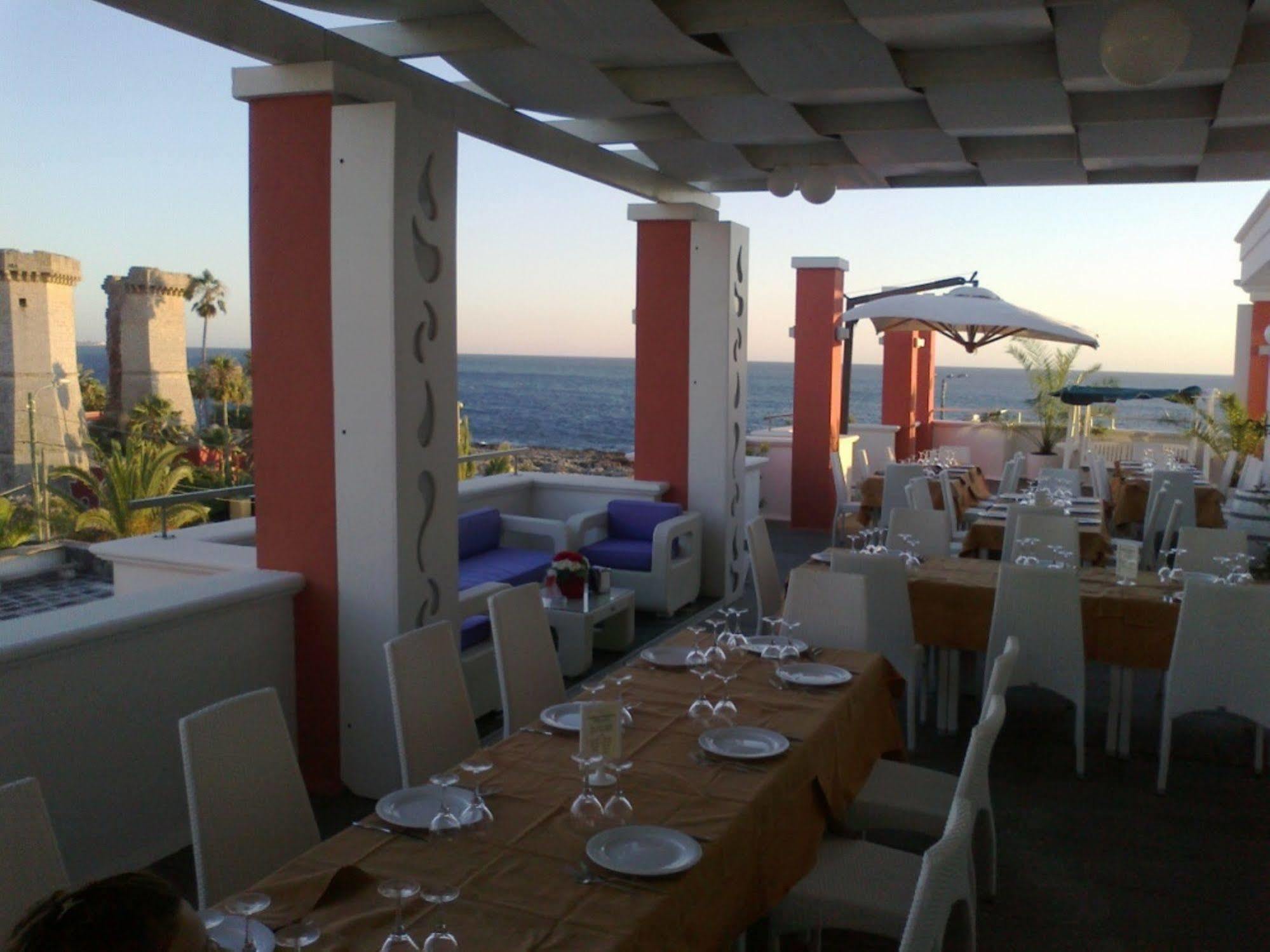 Piccadilly Rooms Restaurant And Beach Santa Maria al Bagno Exterior foto